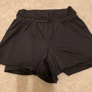 💥 EUC LulaRoe UNBEATABLE Workout Short - Medium Black